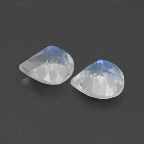 Pedras preciosas de pedra da lua arco-íris branco natural de  ct, formato de pêra, transparente