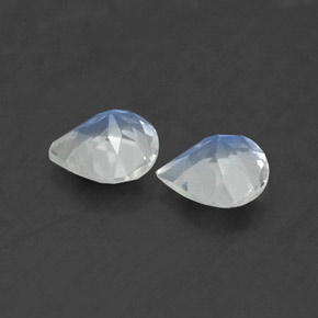 Pedras preciosas de pedra da lua arco-íris branco natural de  ct, formato de pêra, transparente