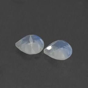 Pedras preciosas de pedra da lua arco-íris branco natural de  ct, formato de pêra, transparente