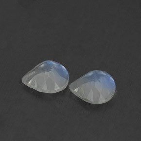 Pedras preciosas de pedra da lua arco-íris branco natural de  ct, formato de pêra, transparente