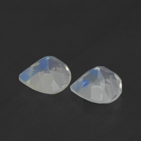 Pedras preciosas de pedra da lua arco-íris branco natural de  ct, formato de pêra, transparente