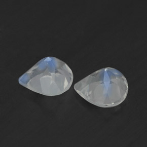 Pedras preciosas de pedra da lua arco-íris branco natural de  ct, formato de pêra, transparente