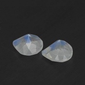 Pedras preciosas de pedra da lua arco-íris branco natural de  ct, formato de pêra, transparente