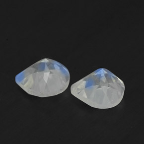 Pedras preciosas de pedra da lua arco-íris branco natural de  ct, formato de pêra, transparente