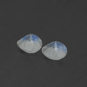 Pedras preciosas de pedra da lua arco-íris branco natural de  ct, formato de pêra, transparente