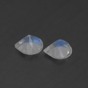 Pedras preciosas de pedra da lua arco-íris branco natural de  ct, formato de pêra, transparente