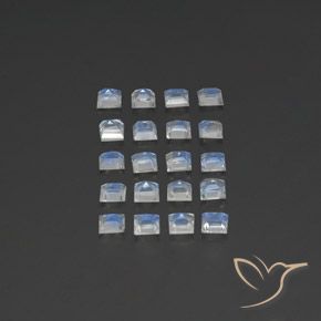 Pedras preciosas de Pedra da Lua Arco-Íris Branco azulado natural de 2.64 ct, Quadrado, Transparente