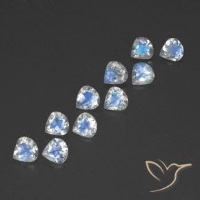 Pedras preciosas de Pedra da Lua Arco-Íris Branco azulado natural de 3.30 ct, Formato de pêra, Transparente