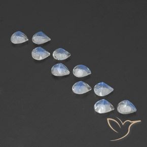 Pedras preciosas de Pedra da Lua Arco-Íris Branco azulado natural de 3.31 ct, Formato de pêra, Transparente