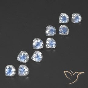 Pedras preciosas de Pedra da Lua Arco-Íris Branco azulado natural de 3.77 ct, Formato de pêra, Transparente