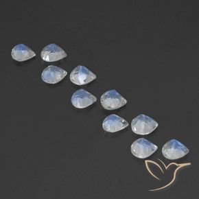 Pedras preciosas de Pedra da Lua Arco-Íris Branco azulado natural de 3.77 ct, Formato de pêra, Transparente