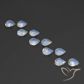 Pedras preciosas de Pedra da Lua Arco-Íris Branco azulado natural de 2.85 ct, Formato de pêra, Transparente