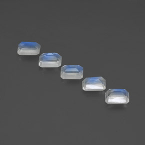 Pedras preciosas de pedra da lua arco-íris branco natural de  ct, corte esmeralda, transparente