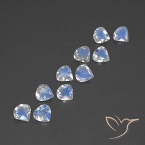Pedras preciosas de Pedra da Lua Arco-Íris Branco azulado natural de 2.85 ct, Formato de pêra, Transparente