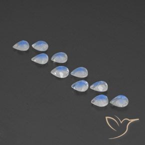 Pedras preciosas de Pedra da Lua Arco-Íris Branco azulado natural de 2.85 ct, Formato de pêra, Transparente