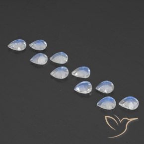 Pedras preciosas de Pedra da Lua Arco-Íris Branco azulado natural de 2.73 ct, Formato de pêra, Transparente