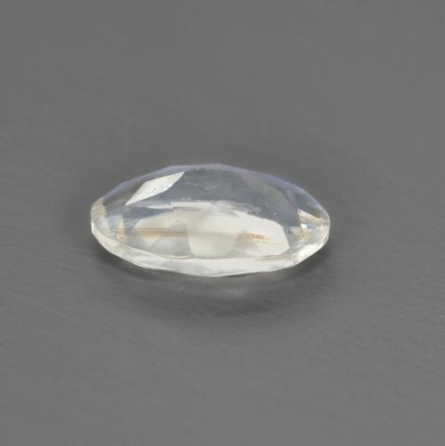 Pedra da lua arco-íris branco natural 0,40ct, corte oval, transparente