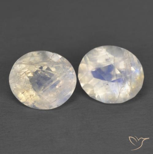 2.25ctw Natural Branco azulado Pedra da Lua Arco-Íris, oval, Transparente