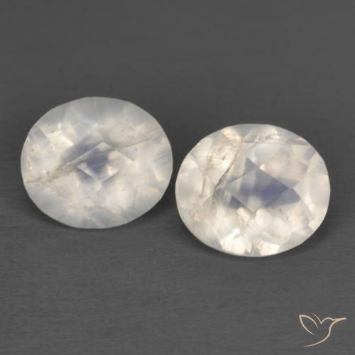 2.30ctw Natural Branco azulado Pedra da Lua Arco-Íris, oval, Transparente