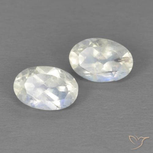 1.02ctw Natural Branco azulado Pedra da Lua Arco-Íris, oval, Transparente