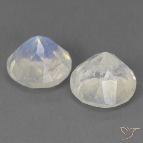 Pedras preciosas de Pedra da Lua Arco-Íris Branco azulado natural de 3.03 ct, Redondo, Transparente