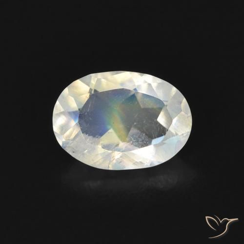 0.67ct Natural Branco azulado Pedra da Lua Arco-Íris, oval, Transparente