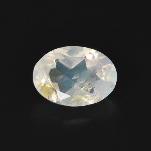 0.76ct Natural Branco azulado Pedra da Lua Arco-Íris, oval, Transparente