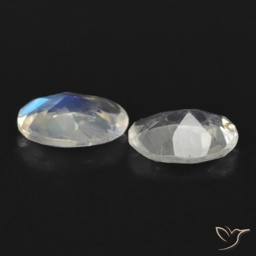 Pedras preciosas de Pedra da Lua Arco-Íris Branco azulado natural de 1.23 ct, oval, Transparente