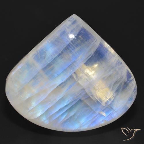 36.83ct Natural Branco azulado Pedra da Lua Arco-Íris, Formato de pêra, Translúcido