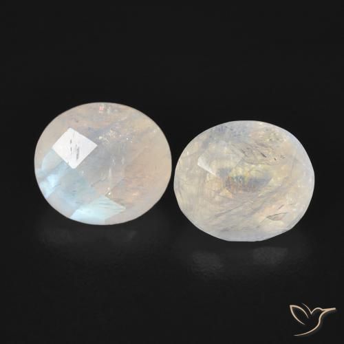 2.37ctw Natural Branco azulado Pedra da Lua Arco-Íris, oval, Translúcido