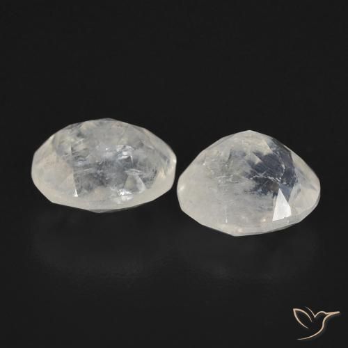 Pedras preciosas de Pedra da Lua Arco-Íris Branco azulado natural de 2.45 ct, oval, Transparente