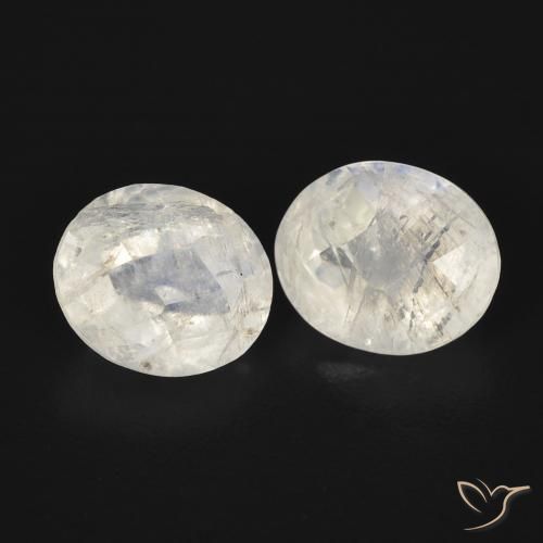 Pedras preciosas de Pedra da Lua Arco-Íris Branco azulado natural de 2.18 ct, oval, Transparente