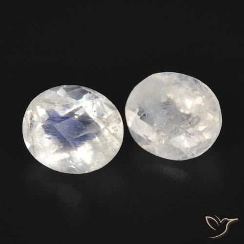 Pedras preciosas de Pedra da Lua Arco-Íris Branco azulado natural de 2.22 ct, oval, Transparente