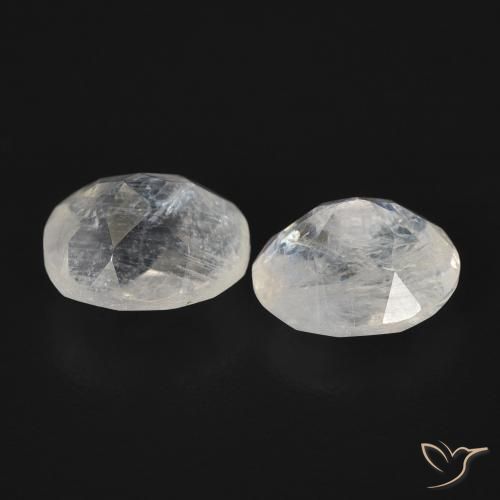 Pedras preciosas de Pedra da Lua Arco-Íris Branco azulado natural de 2.22 ct, oval, Transparente