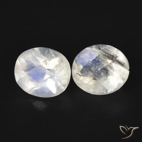 Pedras preciosas de Pedra da Lua Arco-Íris Branco azulado natural de 2.20 ct, oval, Transparente
