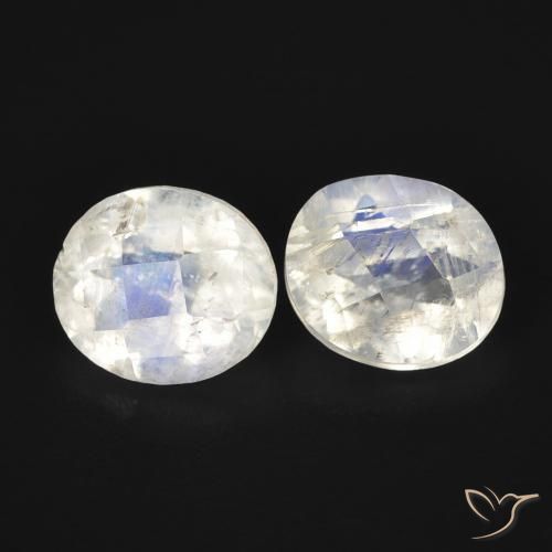 Pedras preciosas de Pedra da Lua Arco-Íris Branco azulado natural de 2.07 ct, oval, Transparente