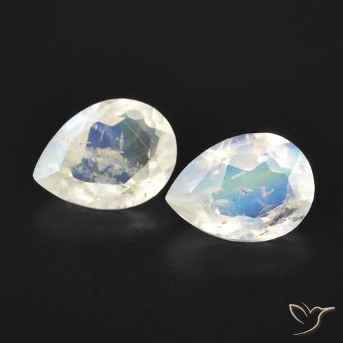 Pedras preciosas de Pedra da Lua Arco-Íris Branco azulado natural de 1.35 ct, Formato de pêra, Transparente