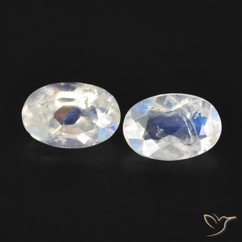 0.79ctw Natural Branco azulado Pedra da Lua Arco-Íris, oval, Transparente