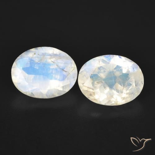 3.48ctw Natural Branco azulado Pedra da Lua Arco-Íris, oval, Transparente
