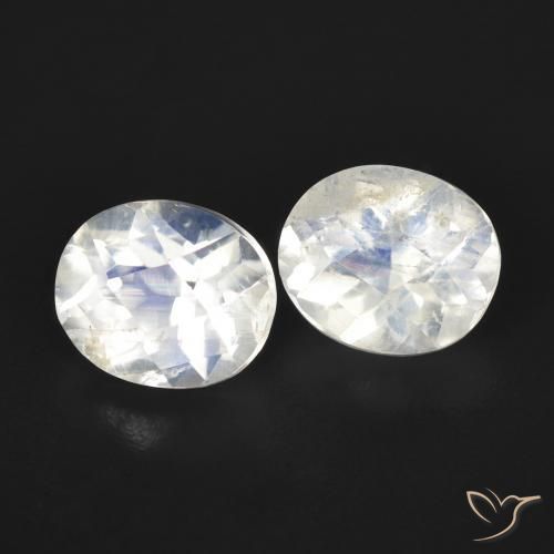Pedras preciosas de Pedra da Lua Arco-Íris Branco azulado natural de 2.24 ct, oval, Transparente