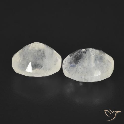 Pedras preciosas de Pedra da Lua Arco-Íris Branco azulado natural de 2.48 ct, oval, Transparente