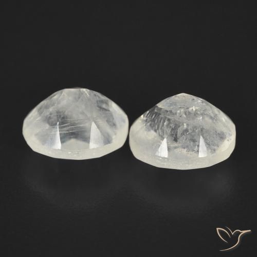 Pedras preciosas de Pedra da Lua Arco-Íris Branco azulado natural de 2.39 ct, oval, Transparente
