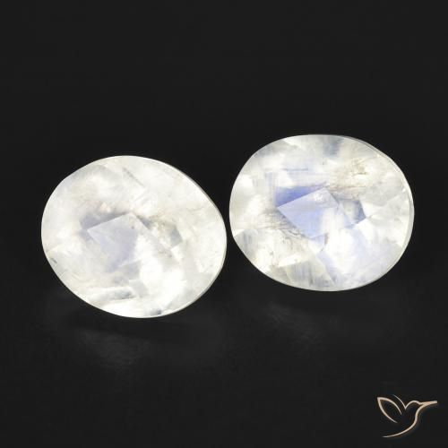 Pedras preciosas de Pedra da Lua Arco-Íris Branco azulado natural de 2.29 ct, oval, Transparente