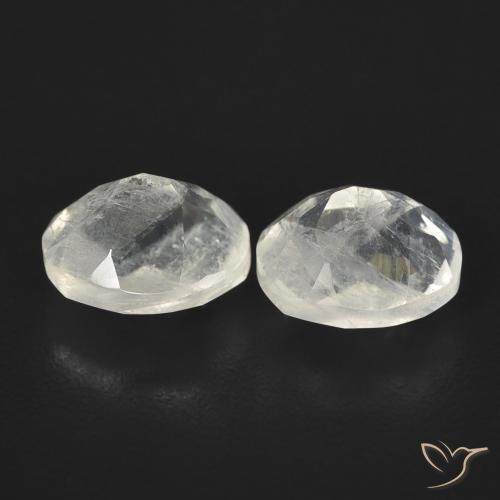 Pedras preciosas de Pedra da Lua Arco-Íris Branco azulado natural de 2.29 ct, oval, Transparente