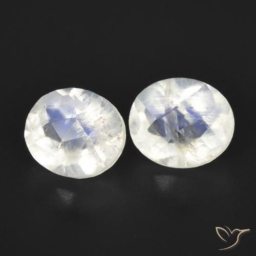 Pedras preciosas de Pedra da Lua Arco-Íris Branco azulado natural de 2.38 ct, oval, Transparente