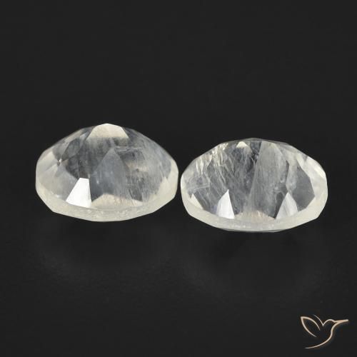 Pedras preciosas de Pedra da Lua Arco-Íris Branco azulado natural de 2.38 ct, oval, Transparente