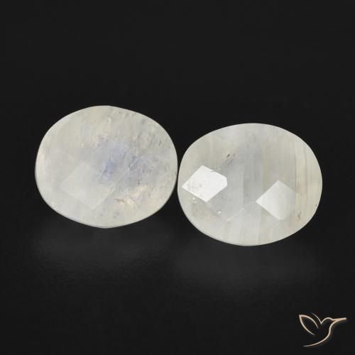 Pedras preciosas de Pedra da Lua Arco-Íris Branco azulado natural de 2.11 ct, oval, Transparente