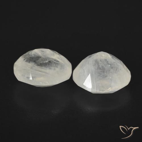 Pedras preciosas de Pedra da Lua Arco-Íris Branco azulado natural de 2.36 ct, oval, Transparente