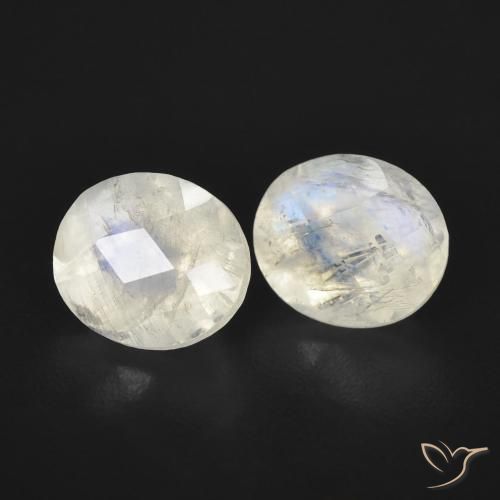 Pedras preciosas de Pedra da Lua Arco-Íris Branco azulado natural de 2.43 ct, oval, Transparente