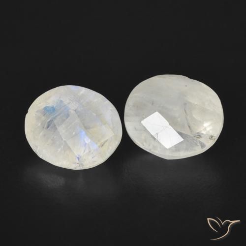 Pedras preciosas de Pedra da Lua Arco-Íris Branco azulado natural de 2.08 ct, oval, Transparente